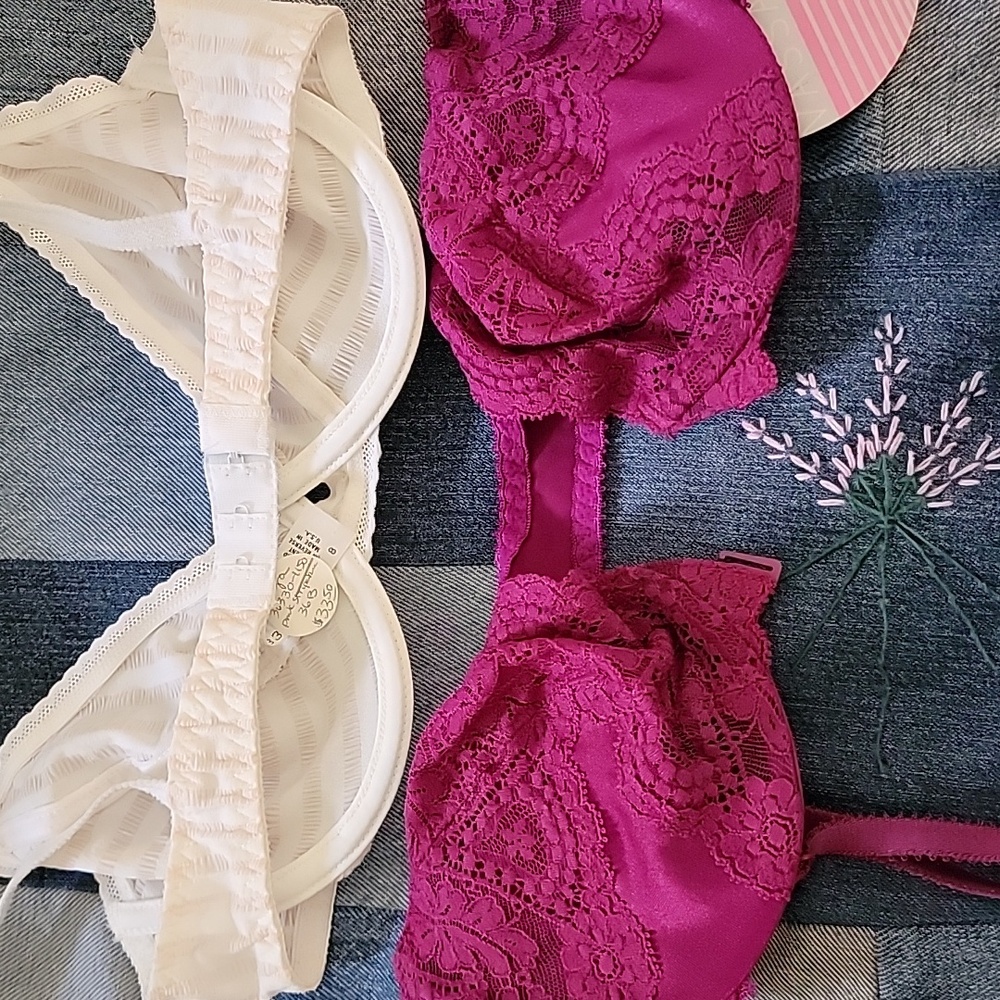 Olga/Vassarette Bras 36B - Picture 5 of 5